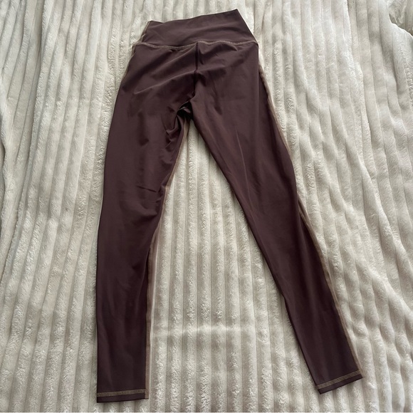 Solely Fit Brown Two-Tone Leggings • Large - Picture 5 of 10